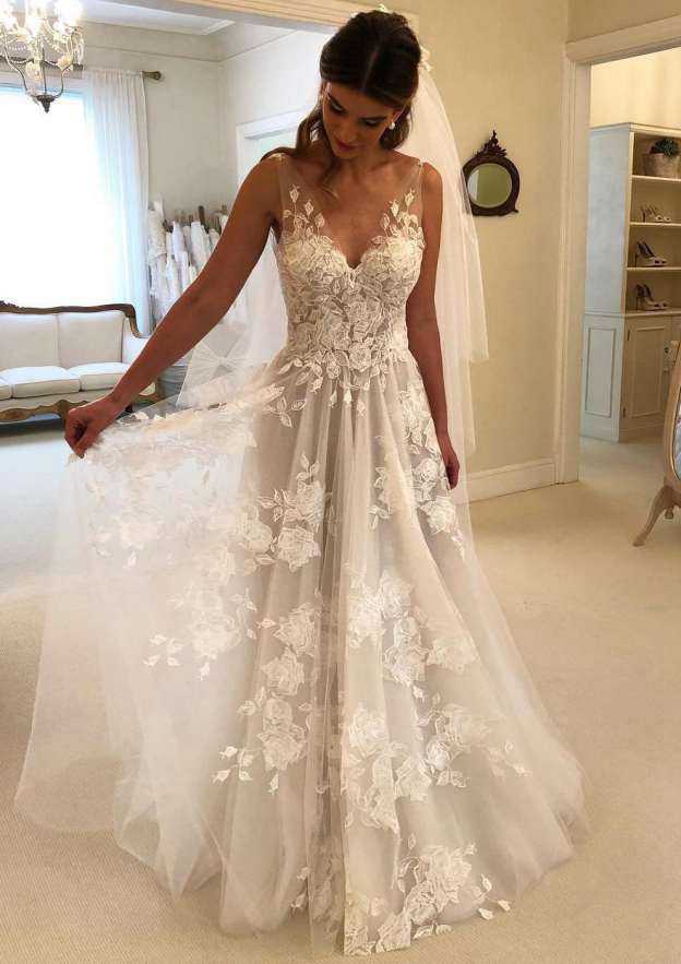 Graceful A-Line/Princess V-Neck Tulle Wedding Dress with Sweep Train and Exquisite Appliqued