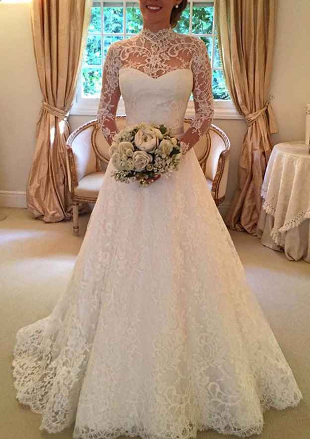 Beautiful Full/Long Sleeve Sweetheart A-Line/Princess Lace Wedding Dress with Covered Button and Applique Waistband