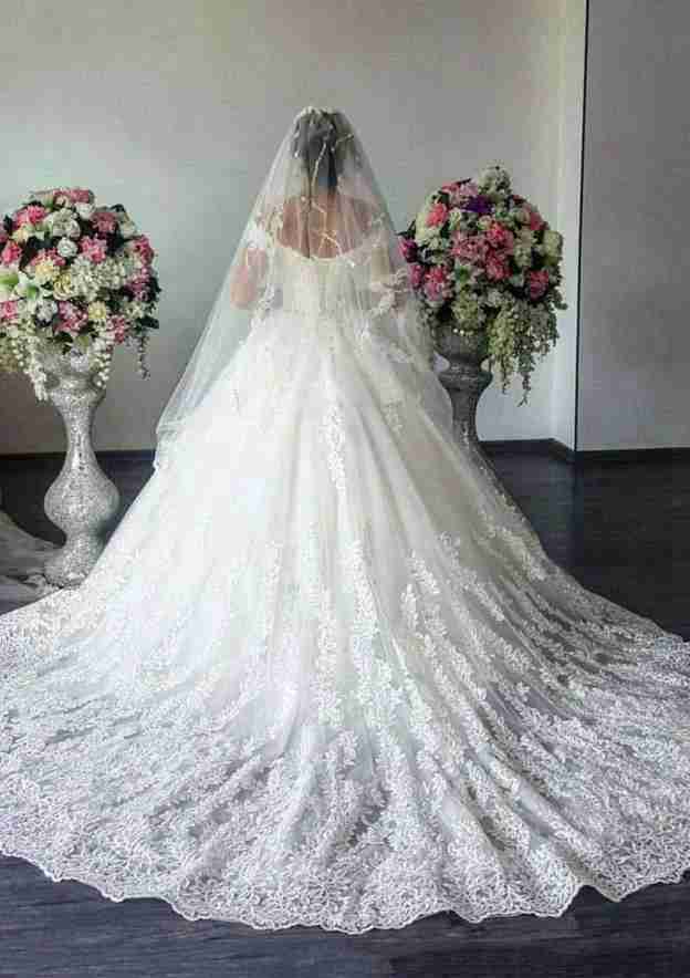 Romantic Lace Ball Gown Wedding Dress with Off-the-Shoulder Design and Court Train with Appliqued BM bride