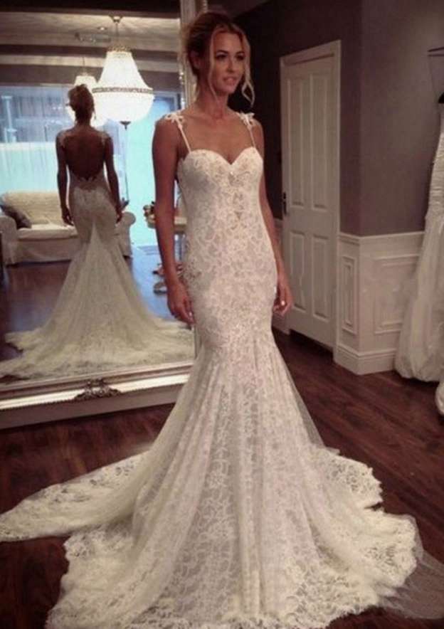 Appliqu¨¦d Sleeveless Trumpet/Mermaid Wedding Dress with Sweetheart Neckline and Court Train in Lace