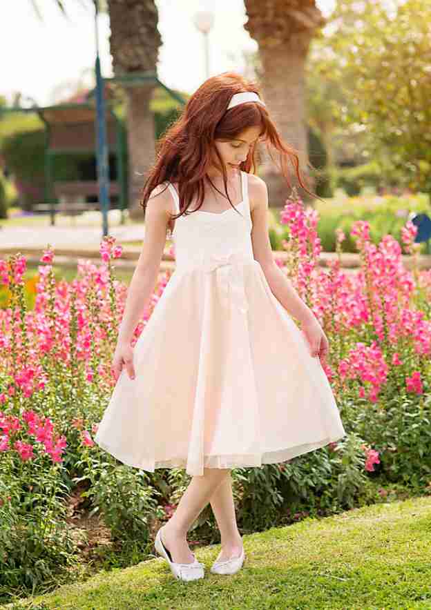 Graceful Chiffon Square Neckline Knee-Length A-line Flower Girl Dress with Bowknot