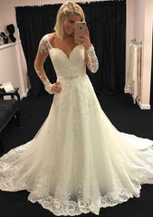 Stylish A-Line/Princess Scalloped Neck Full Long Sleeve Court Train Tulle Wedding Dress with Appliqued Lace Waistband