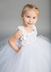 Elegant Sleeveless Square Neckline Tulle A-line Flower Girl Dress with Appliqu¨¦ (Floor-Length)