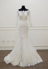 Appliqued Beading Off-The-Shoulder 3/4 Sleeve Trumpet/Mermaid Wedding Dress with Chapel Train and Lace Details