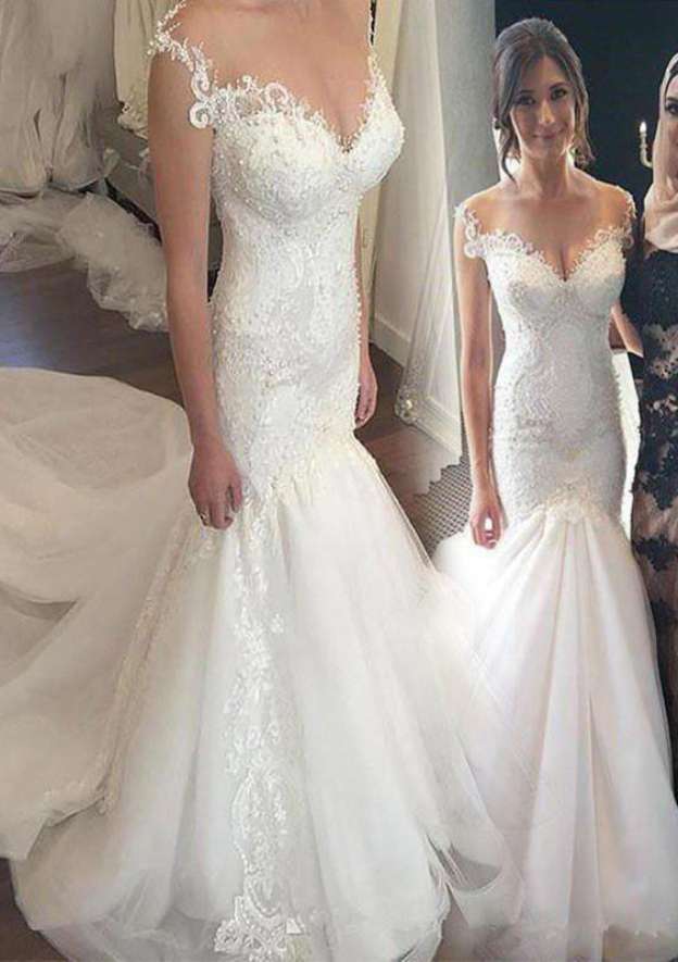 Delicate Appliqued Lace Sweetheart Chapel Train Tulle Wedding Dress with Sleeveless Sheath/Column Design BM bride