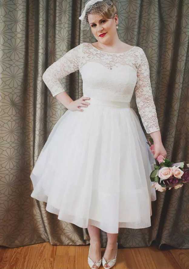 Graceful Ball Gown: Bateau Neck 3/4 Sleeve Tea-Length Tulle Wedding Dress with Lace Accents