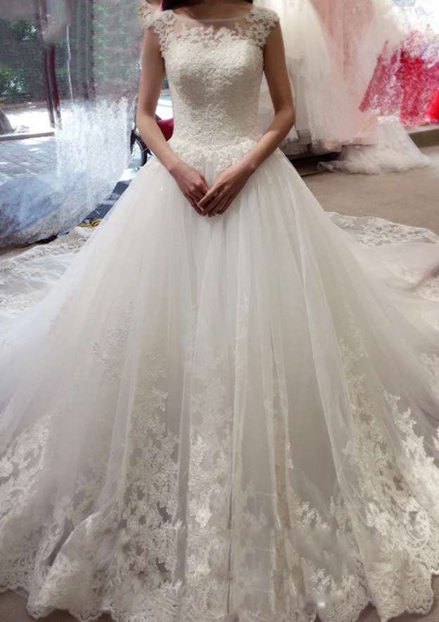 Appliqued Lace A-Line/Princess Wedding Dress with Bateau Neckline, Sleeveless Design, and Cathedral Train in Tulle