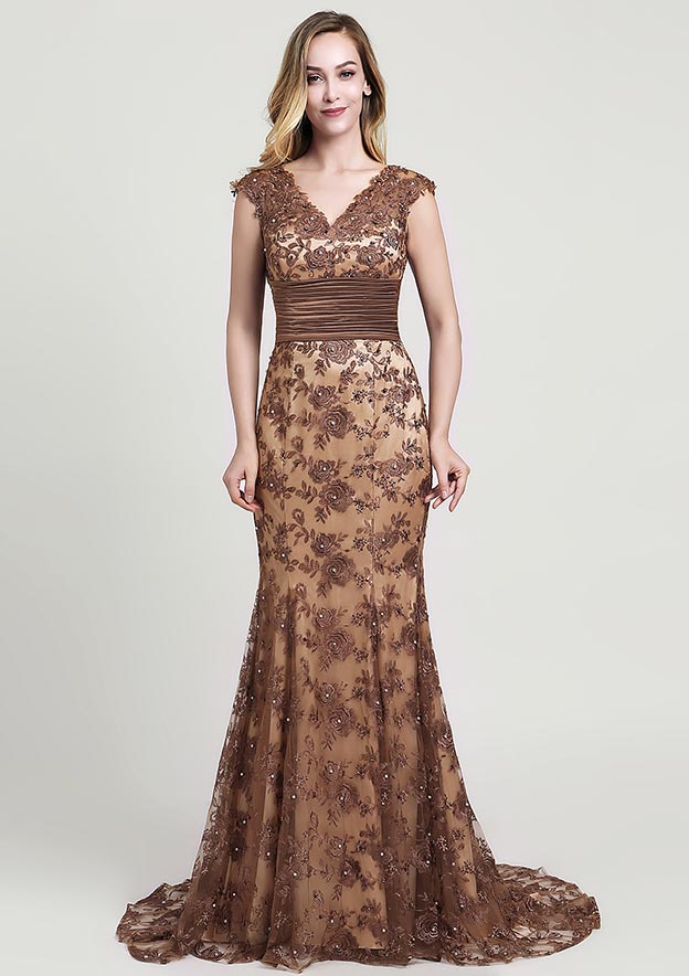 Stunning Trumpet/Mermaid Lace Evening Dress V-Neck Sleeveless Court Train With Sequins, Beading, And Pleats