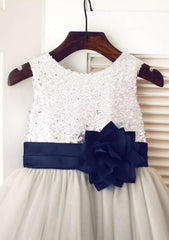 Tea-Length Lace Tulle Flower Girl Dress with Appliqued Details - A-line/Princess Illusion Neck