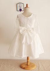 Tea-Length Lace and Taffeta Dress with Bowknot - A-line/Princess Half Sleeve Scoop Neck Flower Girl Dress