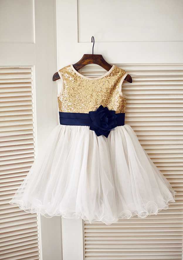 Short/Mini Sequined Tulle Flower Girl Dress with Floral Sashes - A-line/Princess Scoop Neck