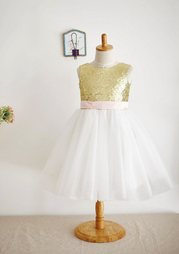 Knee-Length Sequined Tulle Flower Girl Dress with Bowknot Sashes - A-line/Princess Scoop Neck