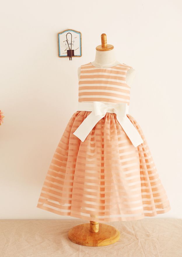 Tea-Length Organza Flower Girl Dress with Chic Sashes - A-line/Princess Scoop Neck