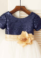 Knee-Length Sequined Tulle Flower Girl Dress with Floral Sashes - A-line/Princess Scoop Neck