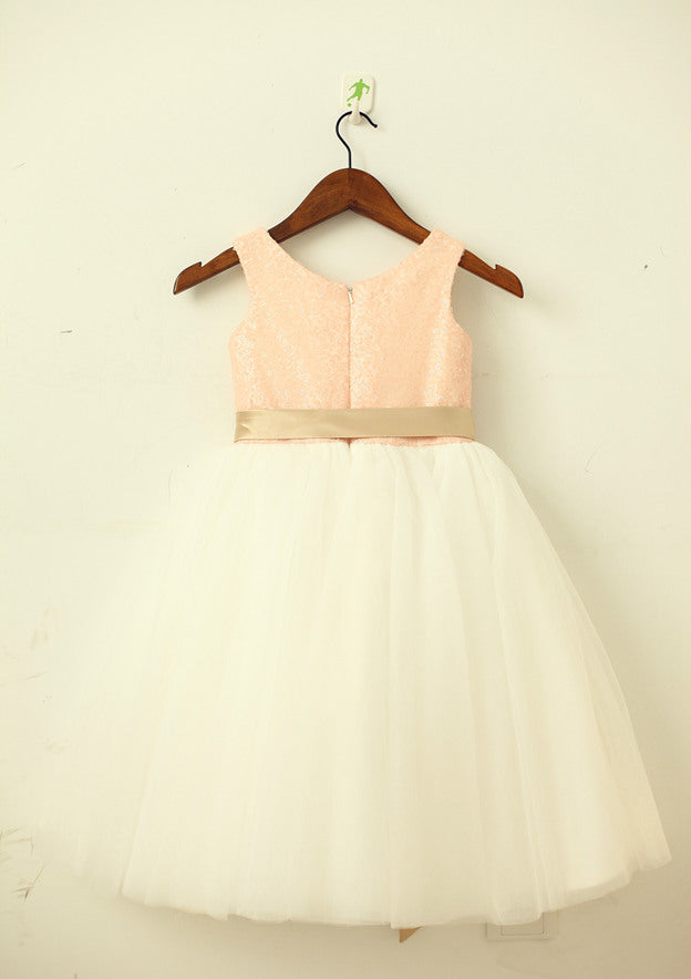 Knee-Length Tulle Flower Girl Dress with Stylish Sequined Sashes - A-line/Princess Scoop Neck