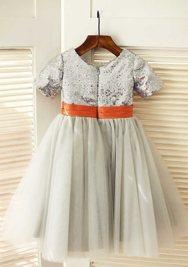 Knee-Length Sequined Tulle Flower Girl Dress with Floral Accents - Short Sleeve A-line/Princess Scoop Neck