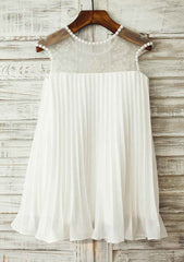 Knee-Length Lace and Tulle Flower Girl Dress with Elegant Pleated Details - A-line/Princess Scoop Neck