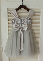 Knee-Length Sweetheart Sequined Tulle Flower Girl Dress with Lovely Bowknot Flowers - A-line/Princess