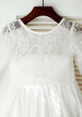 Tea-Length Lace Flower Girl Dress with Graceful Sashes - A-line/Princess Scoop Neck