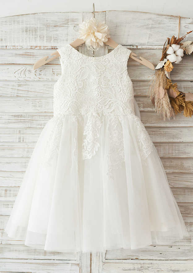 Knee-Length Lace and Tulle Flower Girl Dress with Cute Bowknot - A-line/Princess Scoop Neck