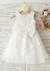 Knee-Length Lace and Tulle Flower Girl Dress with Cute Bowknot - A-line/Princess Scoop Neck