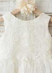 Knee-Length Lace and Tulle Flower Girl Dress with Cute Bowknot - A-line/Princess Scoop Neck