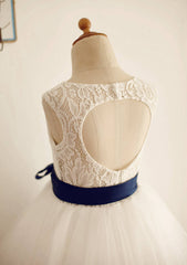 Tea-Length Lace Taffeta Dress with Bowknot - A-line/Princess Half Sleeve Scoop Neck Flower Girl Dress