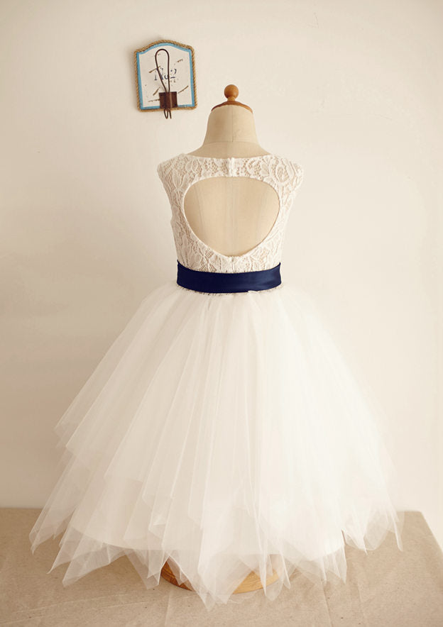 Tea-Length Lace Taffeta Dress with Bowknot - A-line/Princess Half Sleeve Scoop Neck Flower Girl Dress