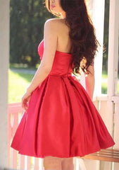 A-Line Sweetheart Sleeveless Mini Satin Homecoming Dress With Pleats