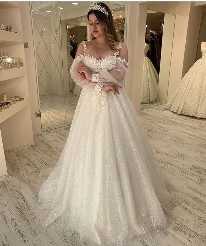 A-line Wedding Dress With Spaghetti-Straps Long Sleeves Lace