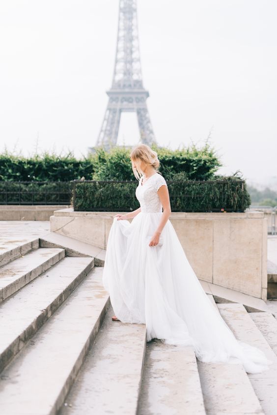 Sweetheart A-Line Wedding Dress With Wide Straps Backless Lace Ruffles Appliques BM bride