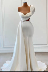 Elegant One-Shoulder Sweetheart Sleeveless A-line Wedding Dresses With Beads-BMbride.com